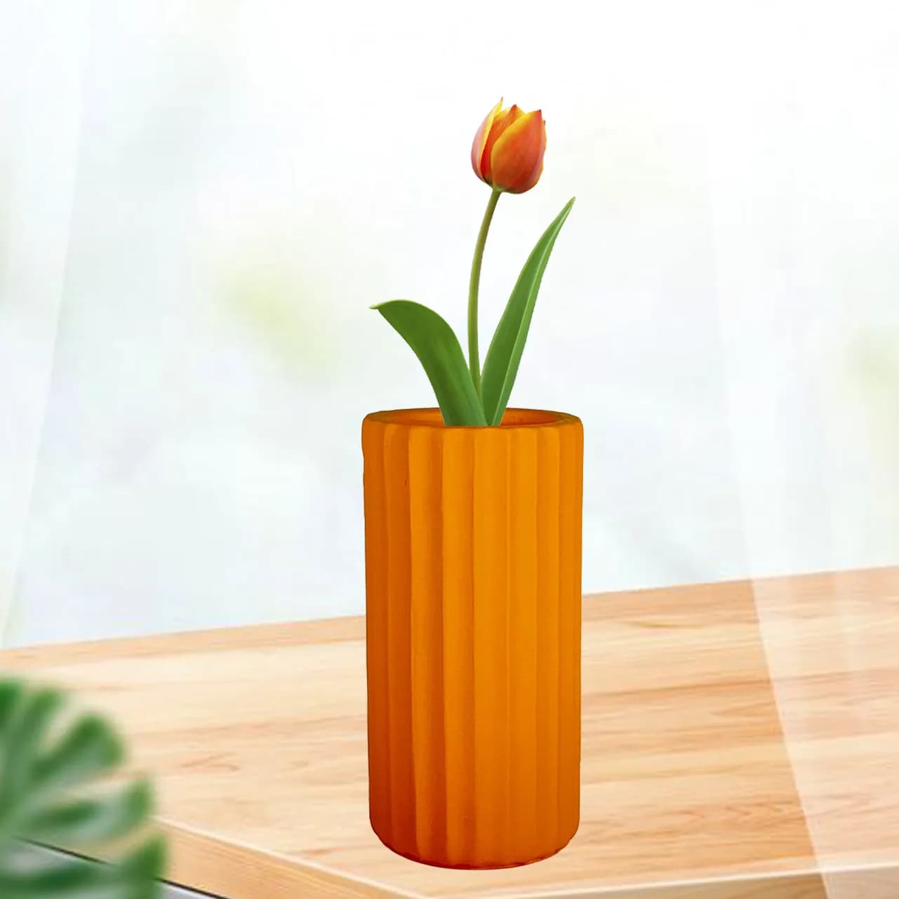 Ayla big vase lily